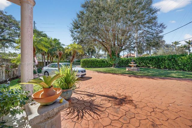 9401 SW 97th Avenue, Miami, FL 33176