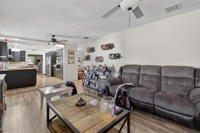 9401 SW 97th Avenue, Miami, FL 33176