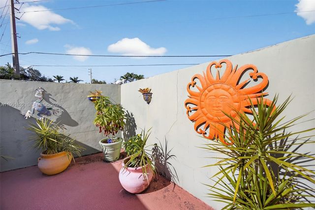 9401 SW 97th Avenue, Miami, FL 33176