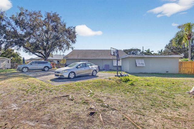 9401 SW 97th Avenue, Miami, FL 33176