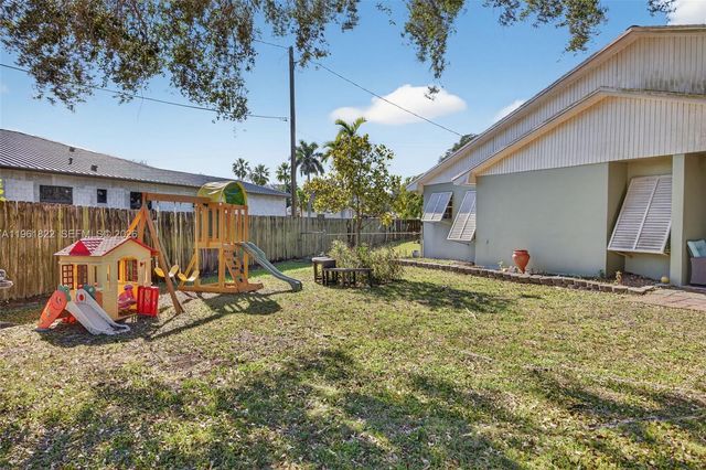 9401 SW 97th Avenue, Miami, FL 33176