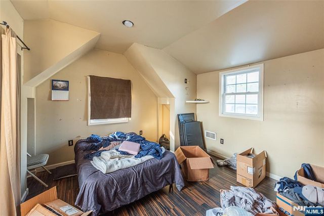 73 Bergen Avenue, Wanaque, NJ 07420
