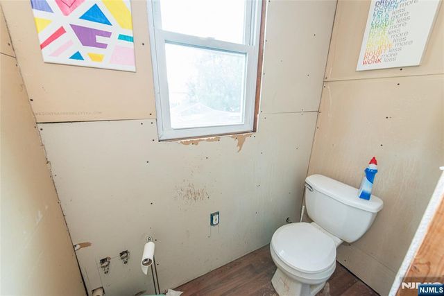 73 Bergen Avenue, Wanaque, NJ 07420