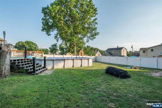 73 Bergen Avenue, Wanaque, NJ 07420