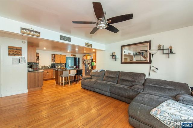 73 Bergen Avenue, Wanaque, NJ 07420