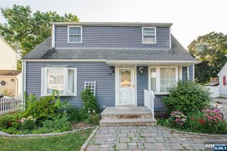 73 Bergen Avenue, Wanaque, NJ 07420
