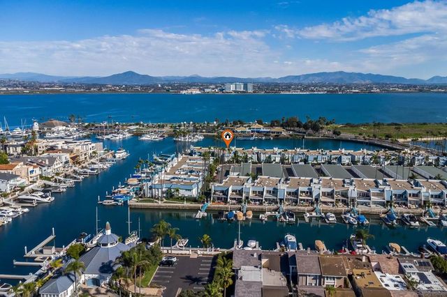 38 Antigua Ct, Coronado, CA 92118