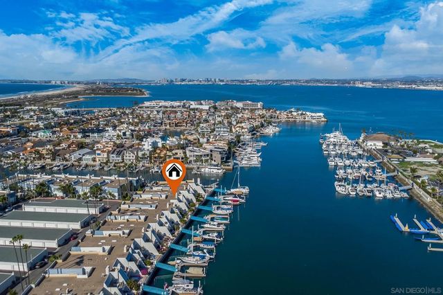 38 Antigua Ct, Coronado, CA 92118