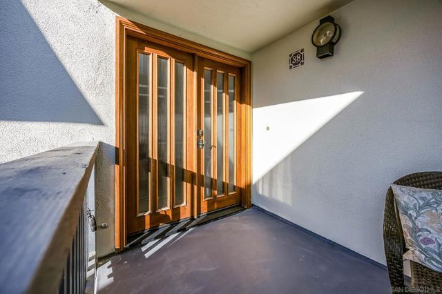 38 Antigua Ct, Coronado, CA 92118