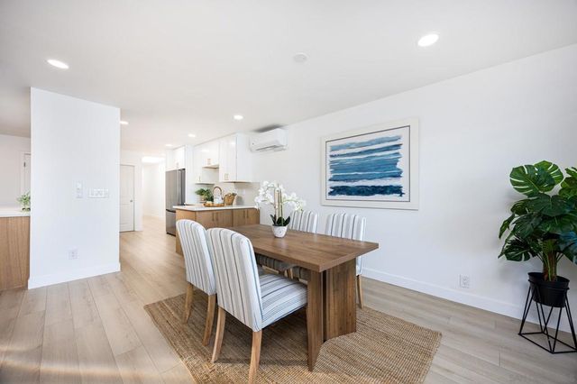 38 Antigua Ct, Coronado, CA 92118