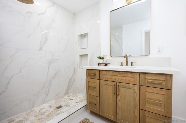 38 Antigua Ct, Coronado, CA 92118