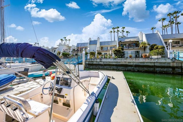 38 Antigua Ct, Coronado, CA 92118