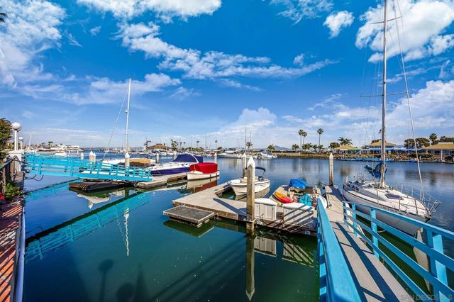 38 Antigua Ct, Coronado, CA 92118