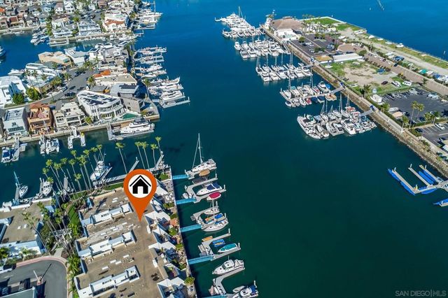 38 Antigua Ct, Coronado, CA 92118