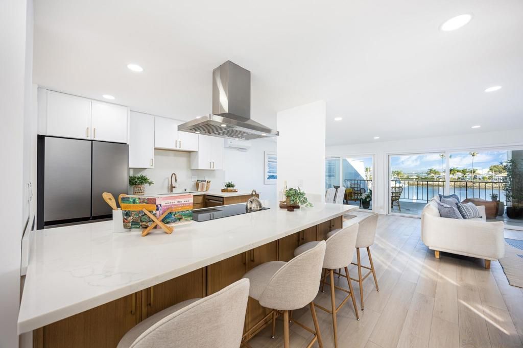 38 Antigua Ct, Coronado, CA 92118