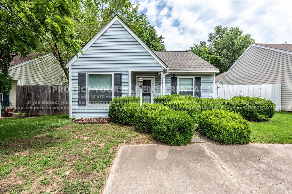 2102 Blueberry Lane, Springdale, AR 72762