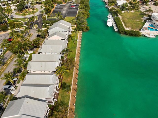 7051 Harbor Village Drive, Duck Key, FL 33050