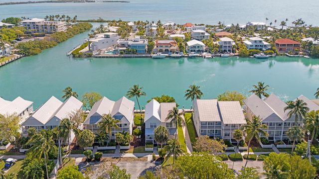 7051 Harbor Village Drive, Duck Key, FL 33050