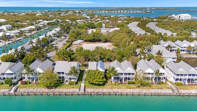7051 Harbor Village Drive, Duck Key, FL 33050