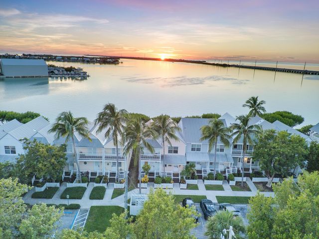7051 Harbor Village Drive, Duck Key, FL 33050