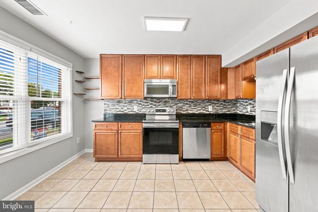 14744 HACKWOOD, Woodbridge, VA 22191