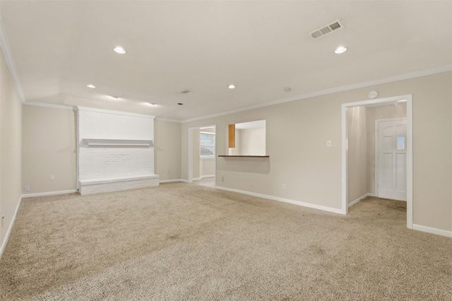 810 Sunnybrook Lane, Baytown, TX 77521