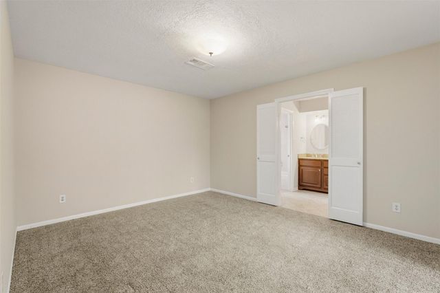 810 Sunnybrook Lane, Baytown, TX 77521