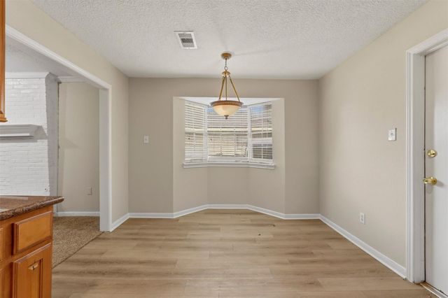 810 Sunnybrook Lane, Baytown, TX 77521