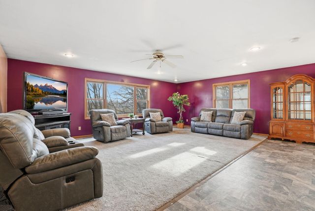 3842 Pershing Street SW, Prior Lake, MN 55372