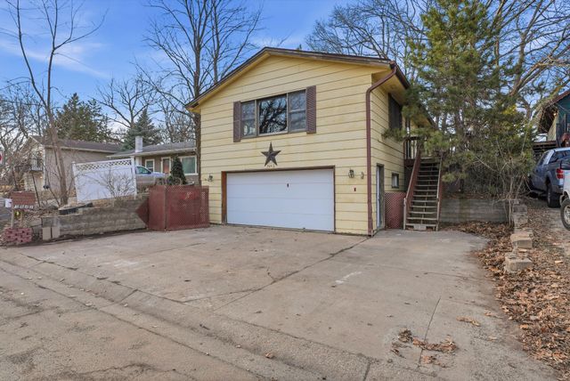 3842 Pershing Street SW, Prior Lake, MN 55372