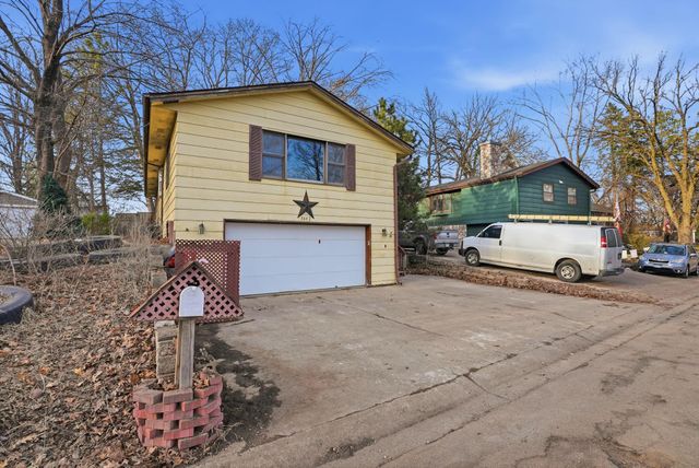 3842 Pershing Street SW, Prior Lake, MN 55372