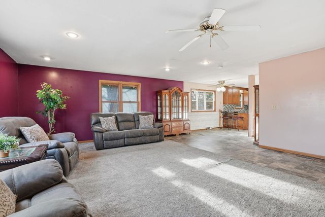 3842 Pershing Street SW, Prior Lake, MN 55372