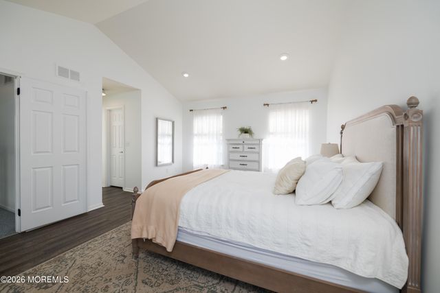 14 Cleveland Avenue, Brick, NJ 08724