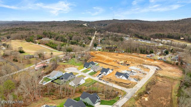 7618 Drake Lane, Knoxville, TN 37924