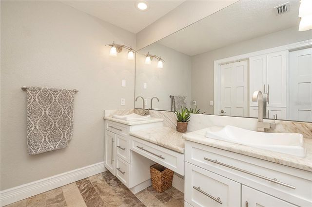 1745 OYSTER POINT WAY, Palm Harbor, FL 34683