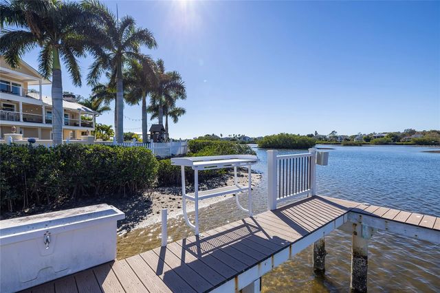 1745 OYSTER POINT WAY, Palm Harbor, FL 34683