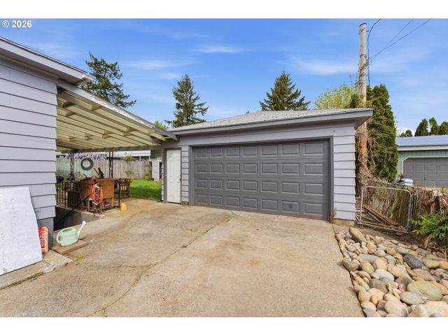 7611 Se HENDERSON St, Portland, OR 97206