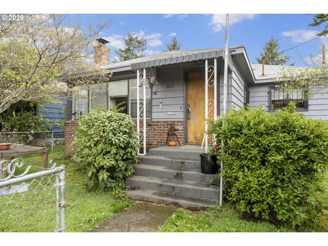 7611 Se HENDERSON St, Portland, OR 97206