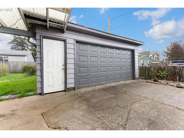 7611 Se HENDERSON St, Portland, OR 97206