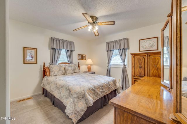 534 Andover Drive, Bristol, VA 24201