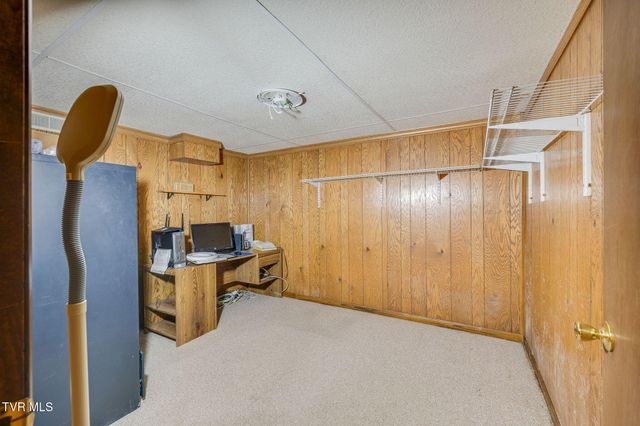 534 Andover Drive, Bristol, VA 24201