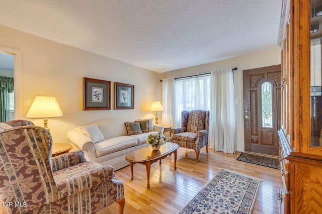 534 Andover Drive, Bristol, VA 24201