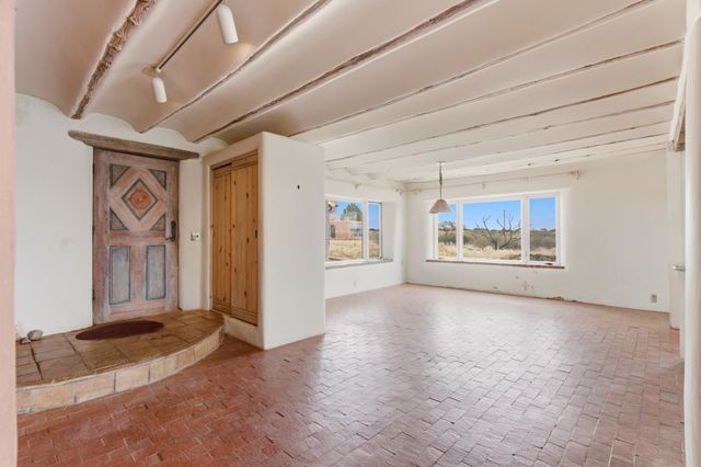 3 AB Apache Rd, Santa Fe, NM 87508