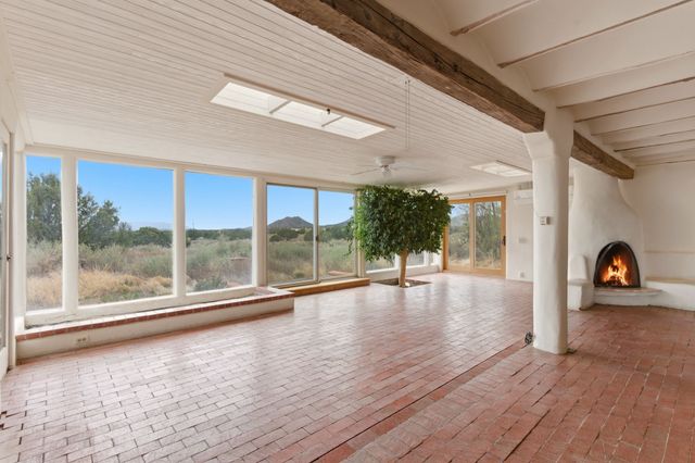 3 AB Apache Rd, Santa Fe, NM 87508