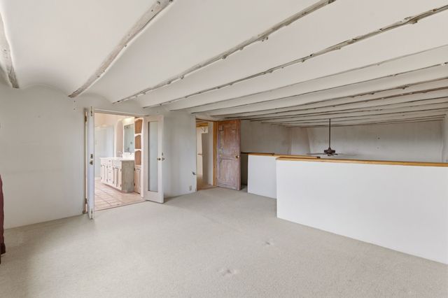 3 AB Apache Rd, Santa Fe, NM 87508
