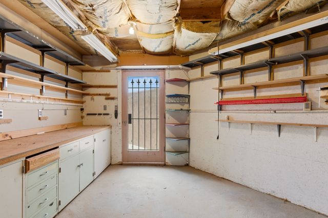 3 AB Apache Rd, Santa Fe, NM 87508