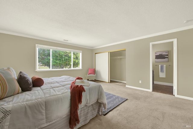 442 Yellowstone Dr, Vacaville, CA 95687