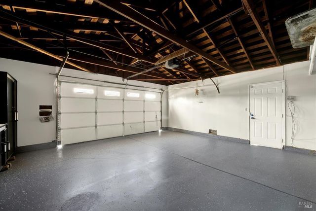 442 Yellowstone Dr, Vacaville, CA 95687