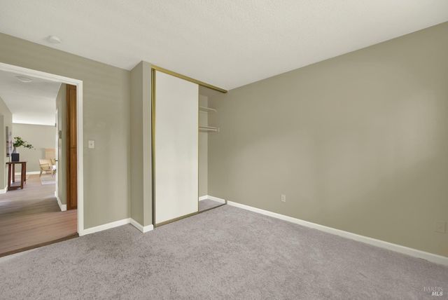 442 Yellowstone Dr, Vacaville, CA 95687