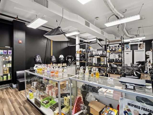 525 Broadway, Lawrence, MA 01841